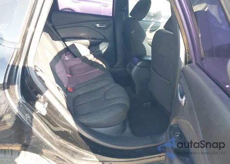 2013 Dodge Dart Sxt z USA, uszkodzony, nr VIN 1C3CDFBA7DD300325